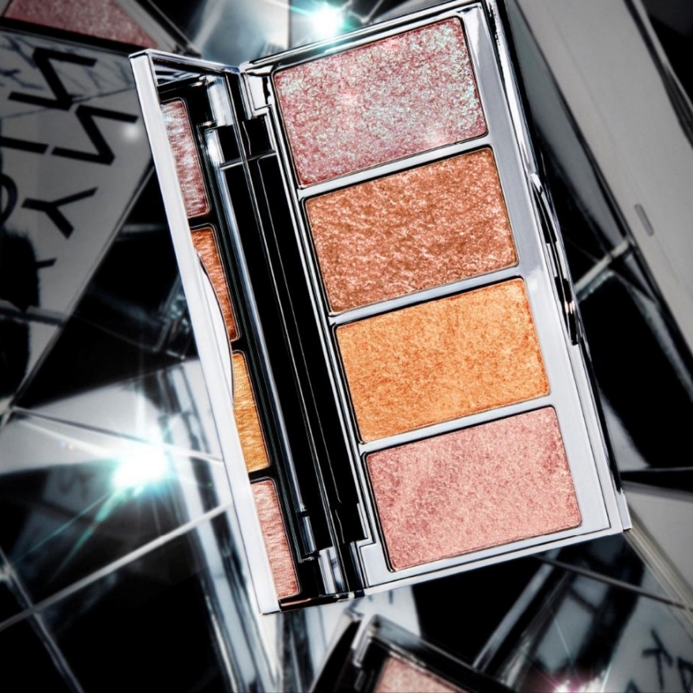 Kevin Aucoin Kaleidochrome All Over Highlighting Palette